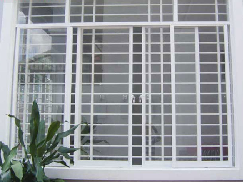 TẠI SAO LẮP ĐẶT KHUNG BẢO VỆ CỬA SỔ NHÔM XINGFA?
