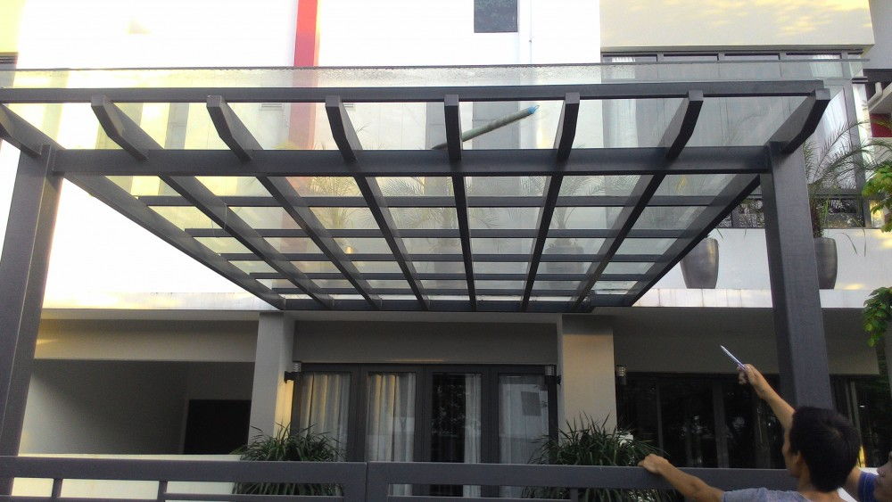 Thi công mái kính cường lực tại Huế - Giá tốt